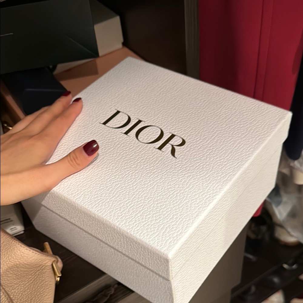 Dior White medium Gift Box